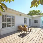Exclusive Getaway With Large Pool,Fantastic Views