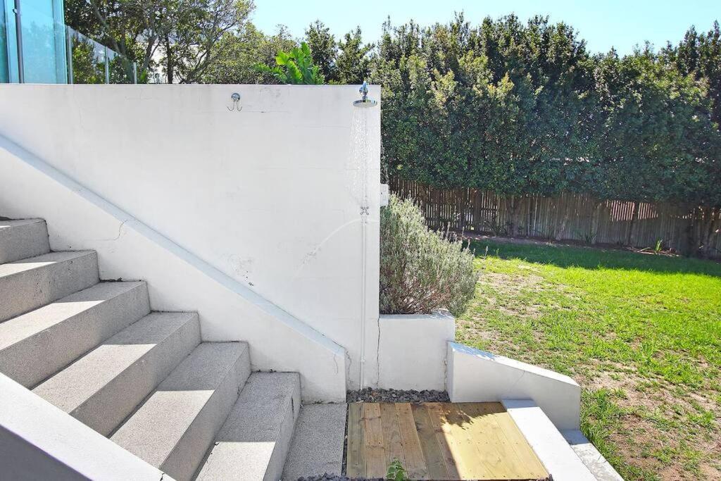 Exclusive Getaway With Large Pool,fantastic Views