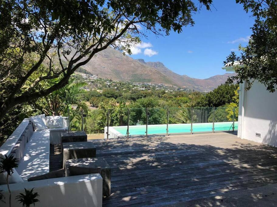 Exclusive Getaway With Large Pool,fantastic Views Cape Town