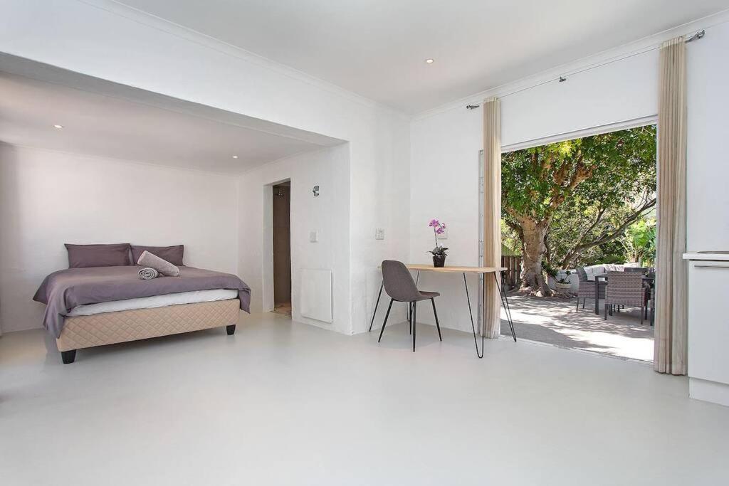 Exclusive Getaway With Large Pool,fantastic Views