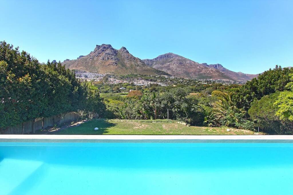 Villa Exclusive Getaway With Large Pool,fantastic Views